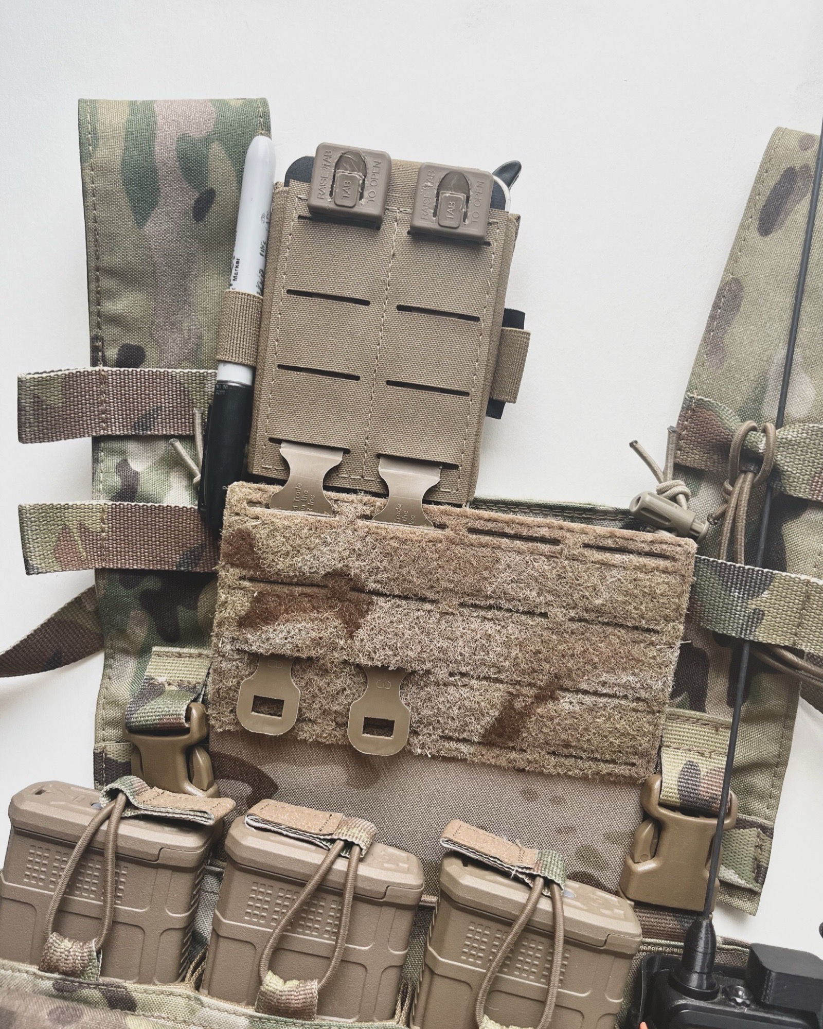 [ZAP]-m Zippered Admin Pocket (Molle Backed)