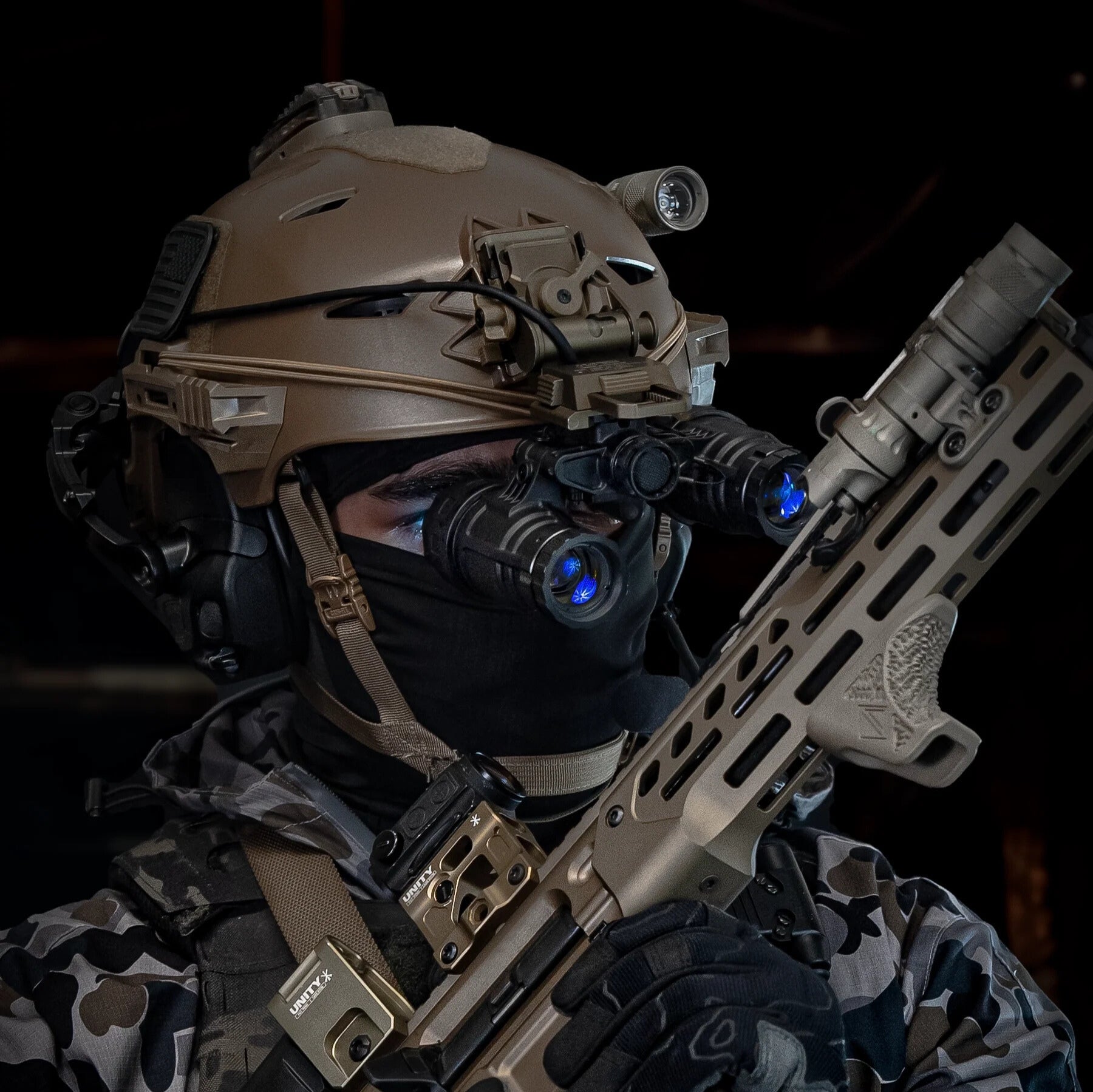 Nocturn Katana-R | Up to 2600 Gen 3 White Phosphor | Ultralight & Rugged for All-Night Comfort