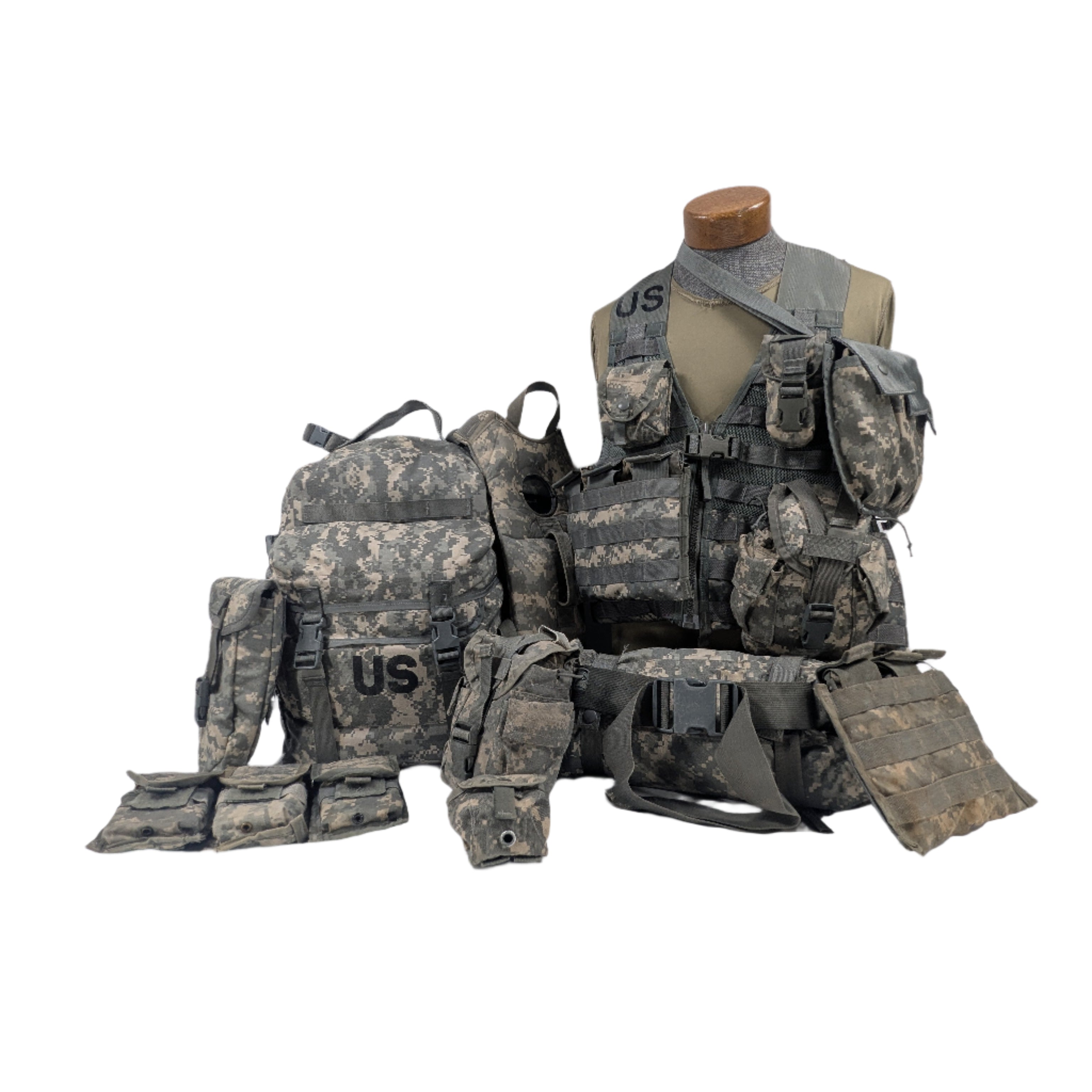 Genuine USGI MOLLE II 16-Piece Rifleman Set - ACU / UCP Camo
