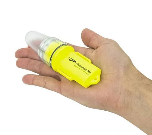 Princeton Tec Aqua Strobe LED | 100 Lumens | 12 Hours