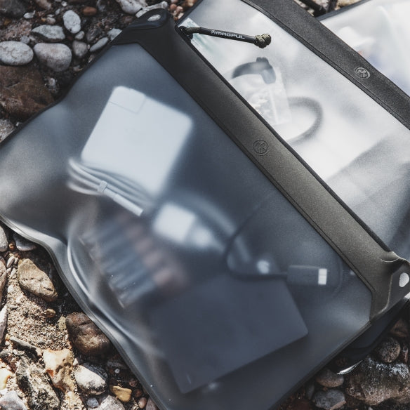 Magpul DAKA Pouch (Windowed)