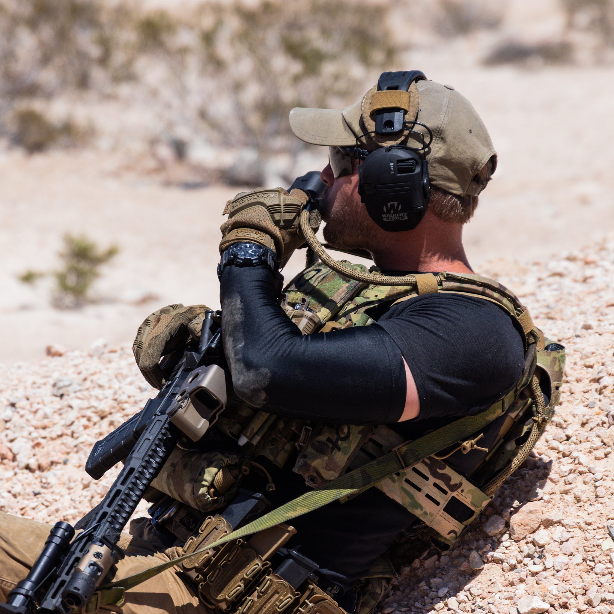 Qore Performance ICESLEEVES Cooling & Warming Arm Sleeves - UPF 50 Protection