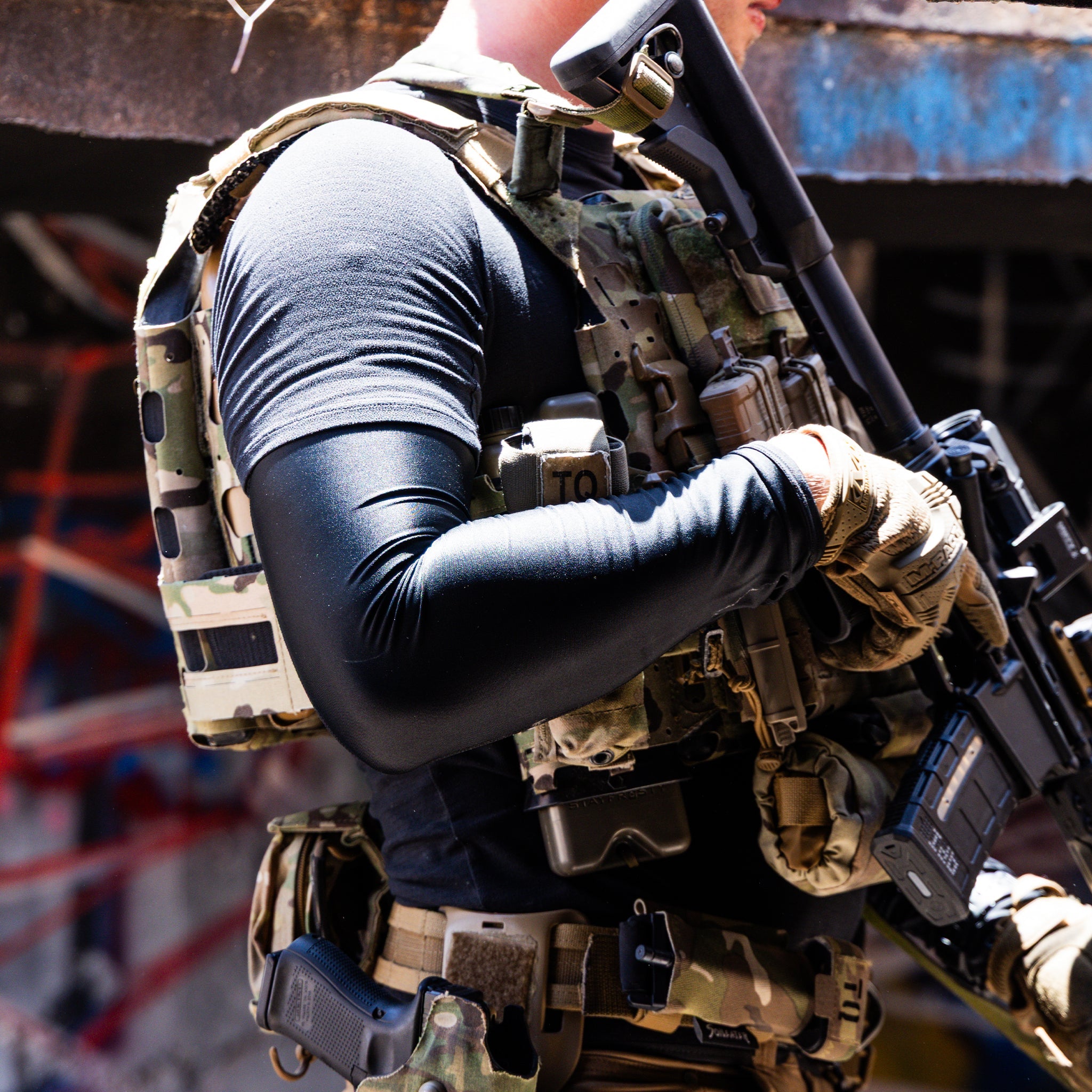 Qore Performance ICESLEEVES Cooling & Warming Arm Sleeves - UPF 50 Protection