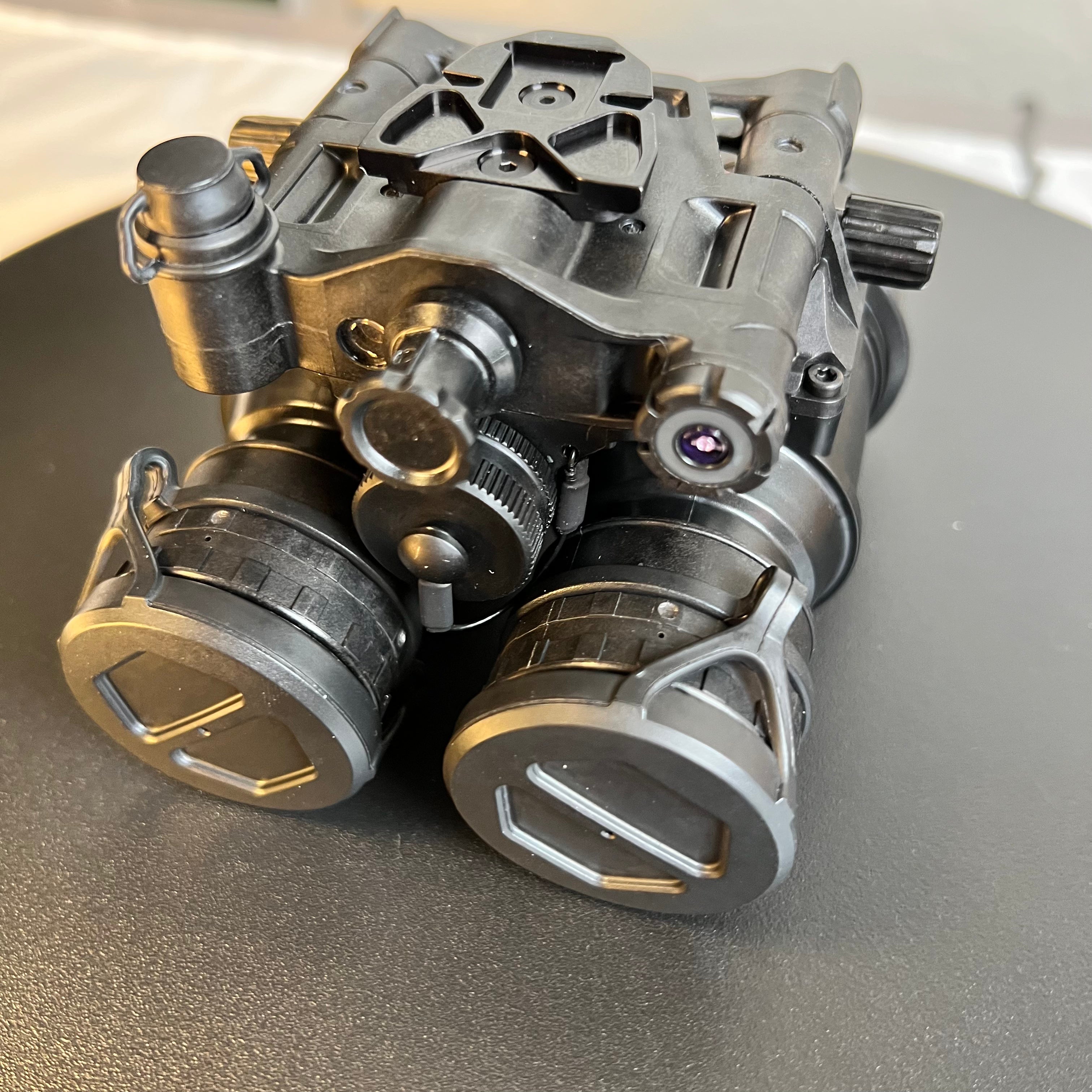 Elbit AN/PVS-31D | Up to 2700 FOM Gen 3 White Phosphor & Manual Gain | External Power Port