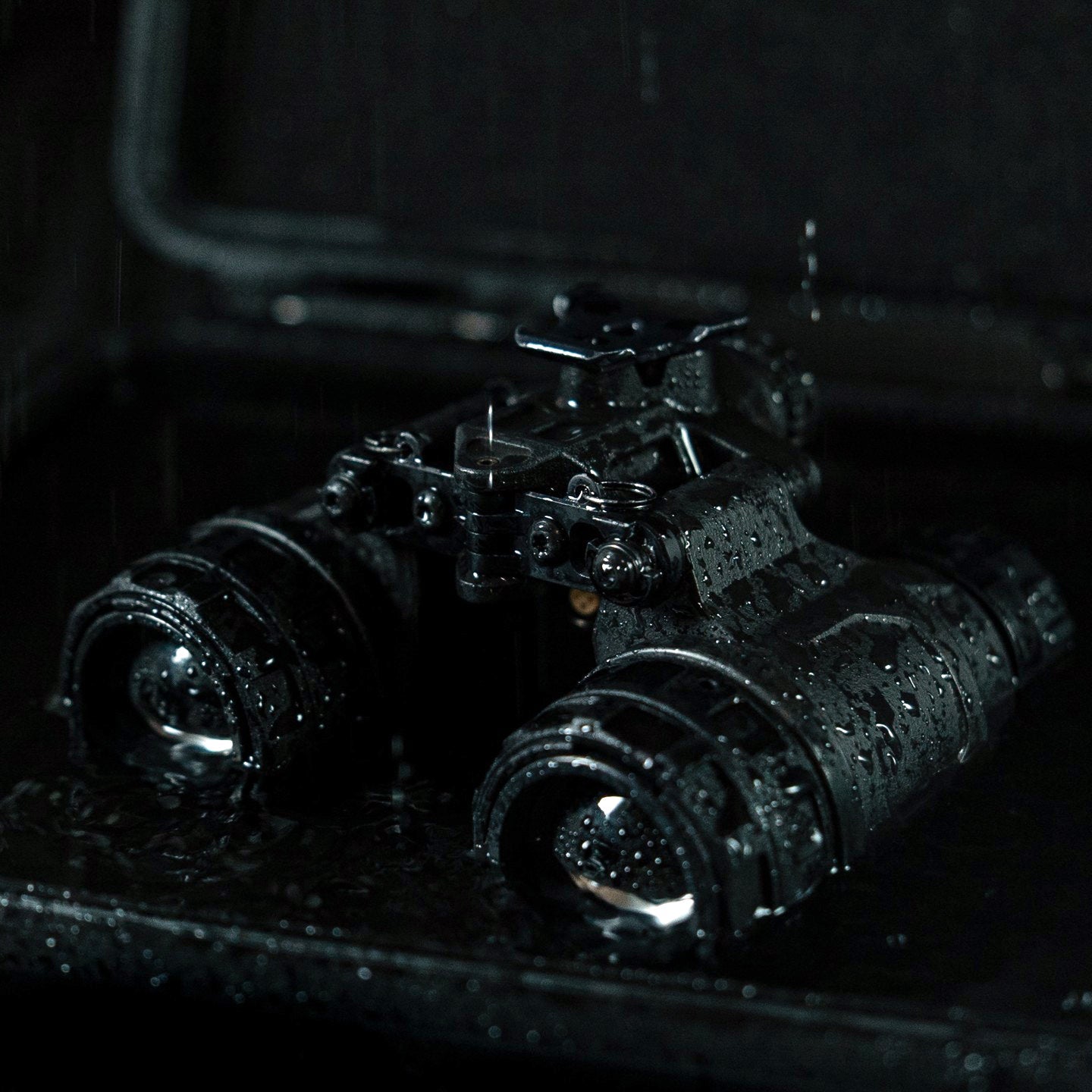 Nocturn Katana-R | Up to 2600 Gen 3 White Phosphor | Ultralight & Rugged for All-Night Comfort
