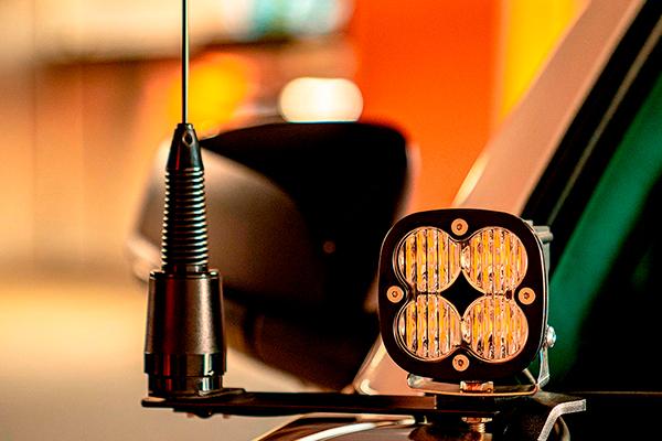 Midland MicroMobile MXTA26 6dB Gain NMO Antenna