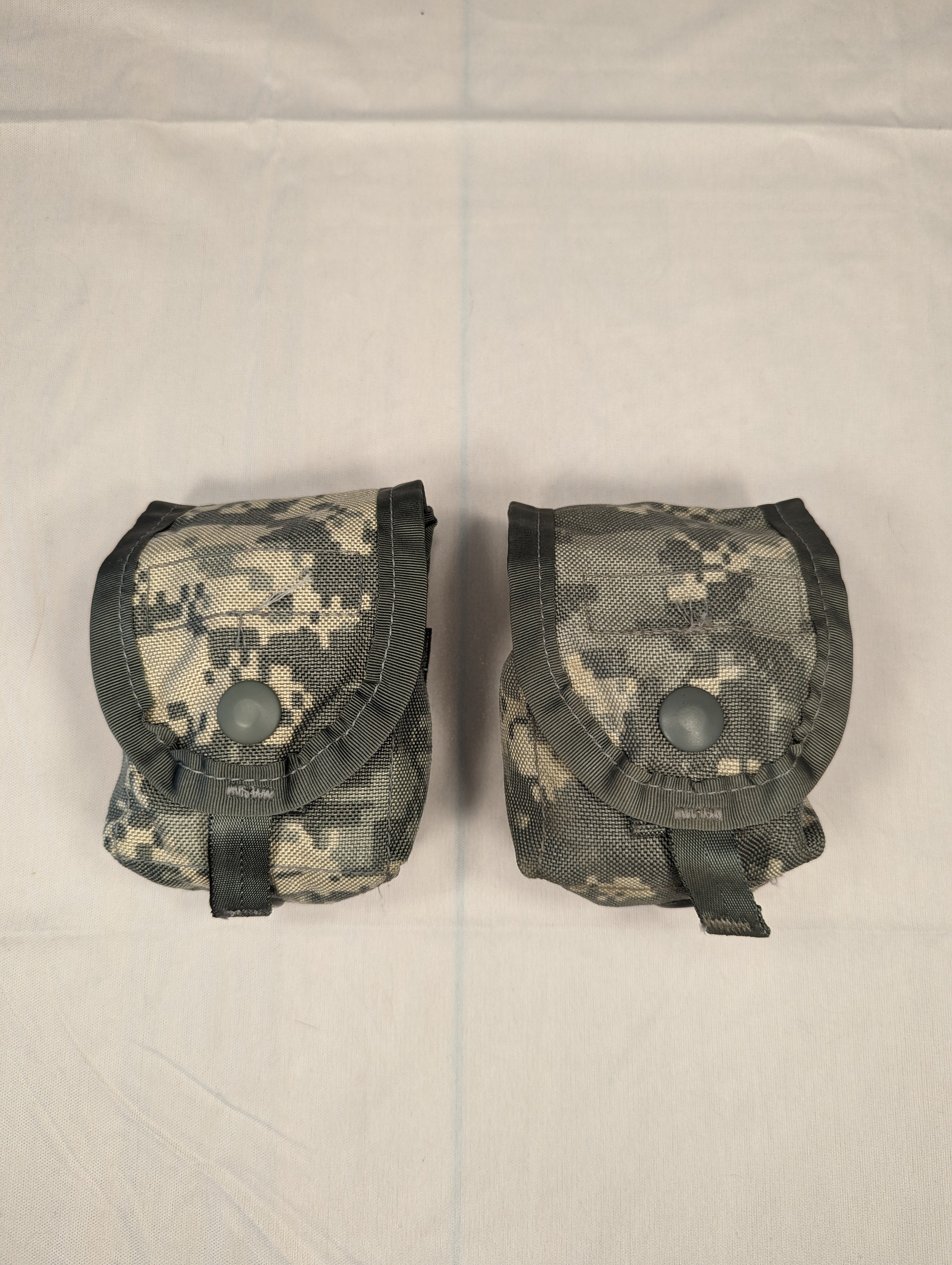 Genuine USGI MOLLE II 16-Piece Rifleman Set - ACU / UCP Camo